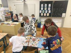 received 1381864617005650