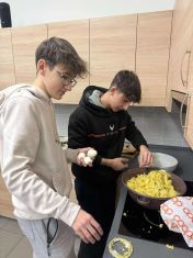 received 843720321886200