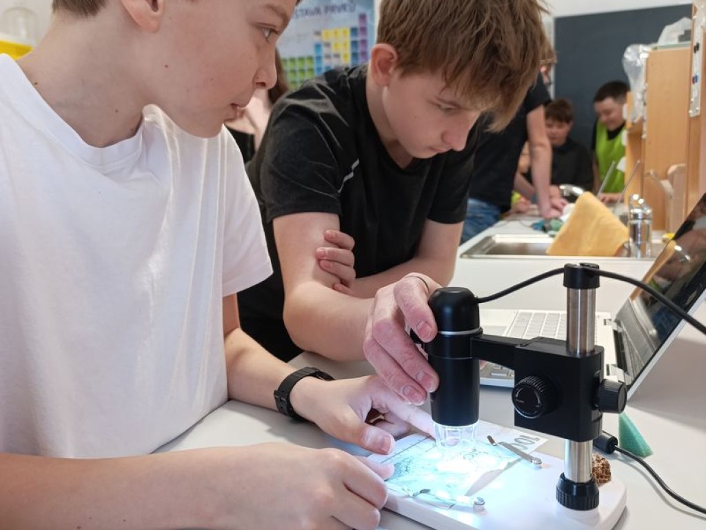 florbal-malotridnich-skol 12