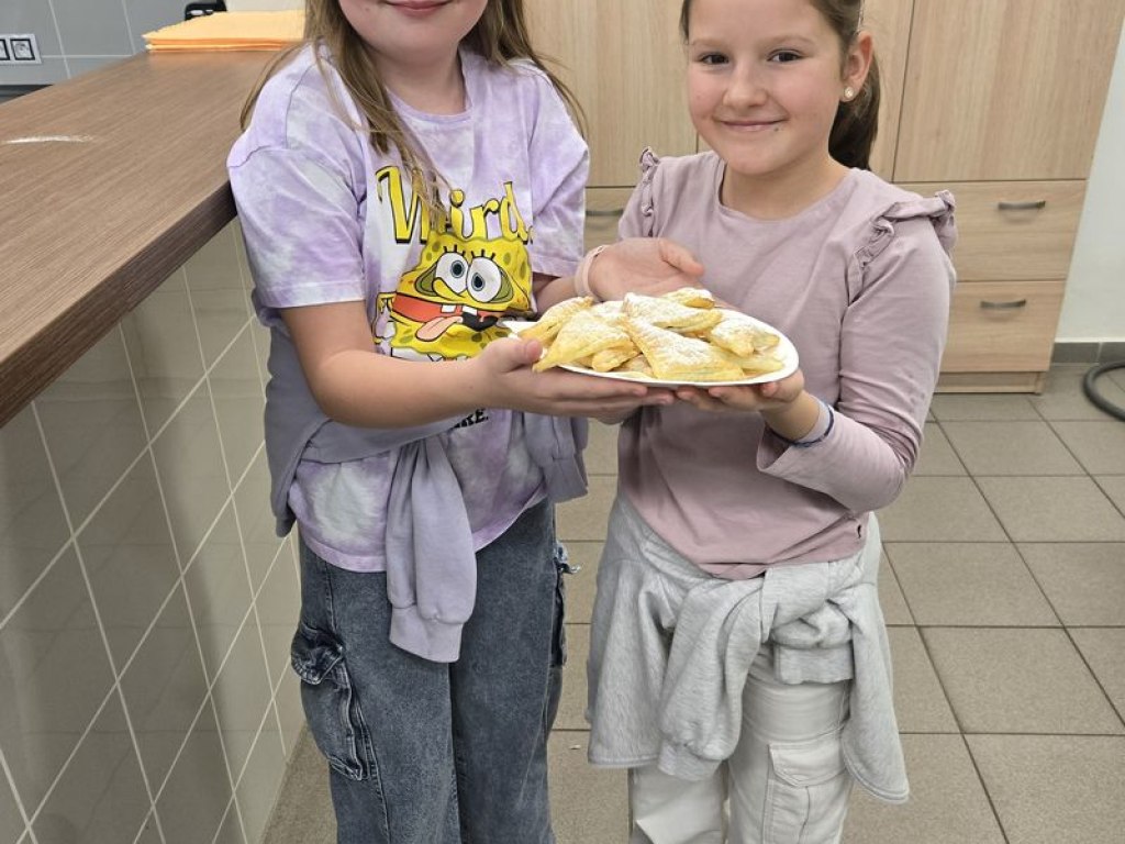 listopad-peceme-satecky-v-kuchynce 6