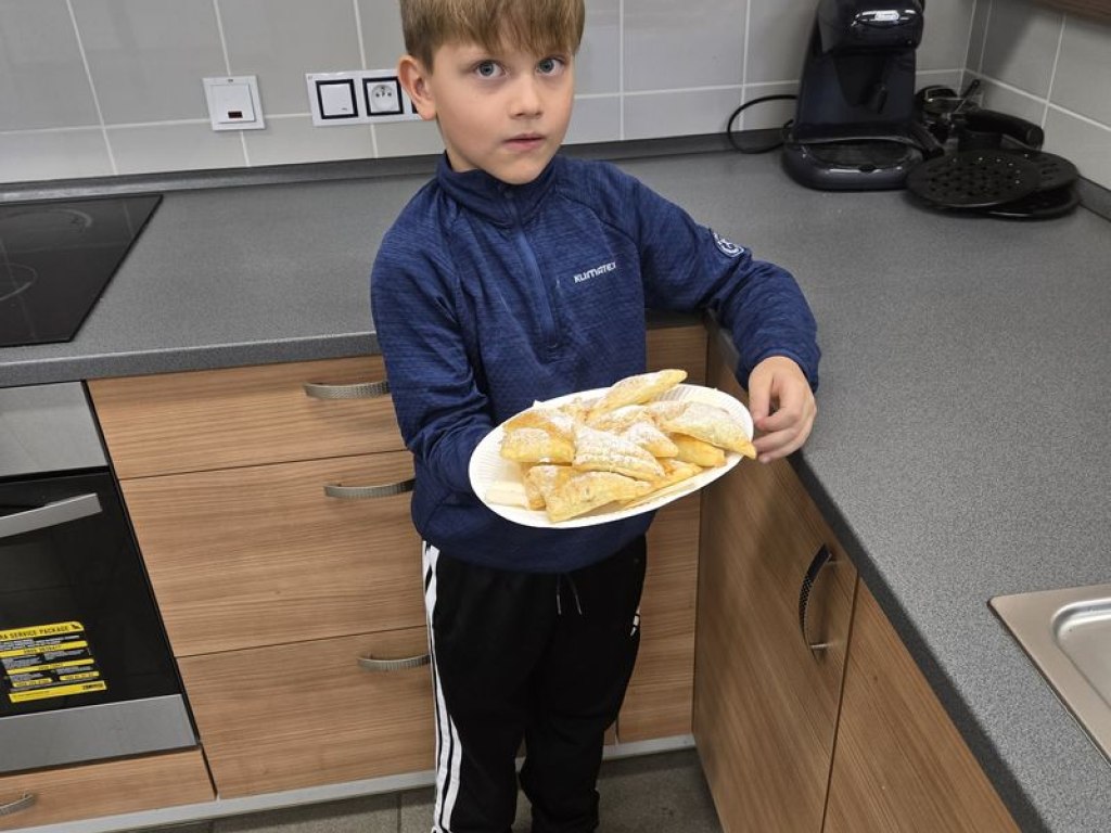 listopad-peceme-satecky-v-kuchynce 7