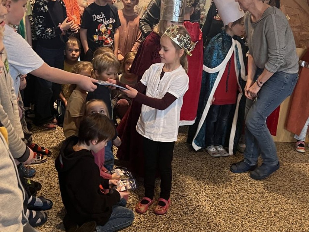 trikralova-sbirka-s-vystoupenim-peveckeho-sboru 6